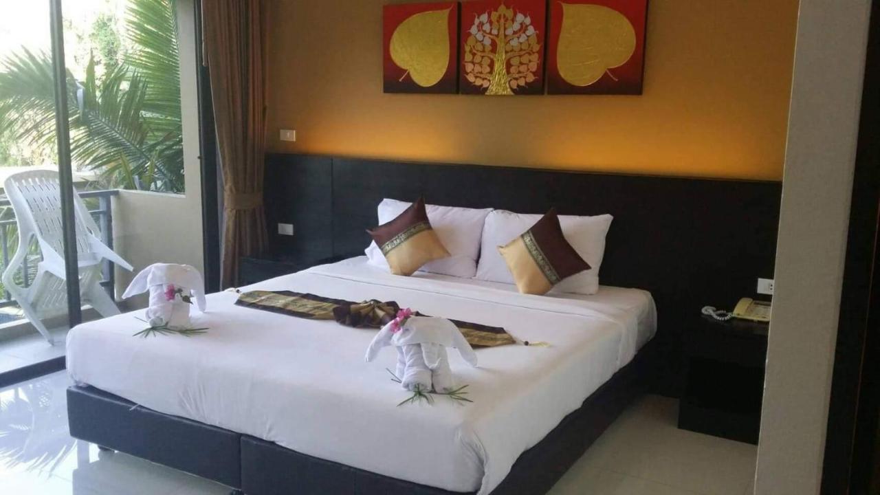Naiyang Beach Hotel Sha Plus Phuket Eksteriør billede