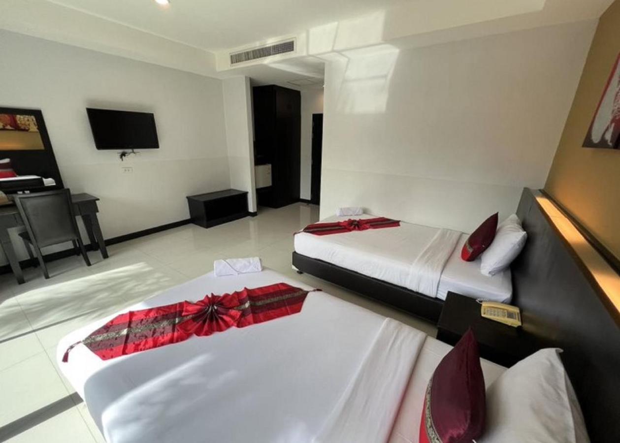 Naiyang Beach Hotel Sha Plus Phuket Eksteriør billede