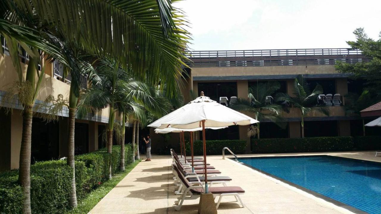 Naiyang Beach Hotel Sha Plus Phuket Eksteriør billede