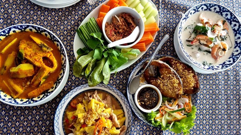Naiyang Beach Hotel Sha Plus Phuket Eksteriør billede