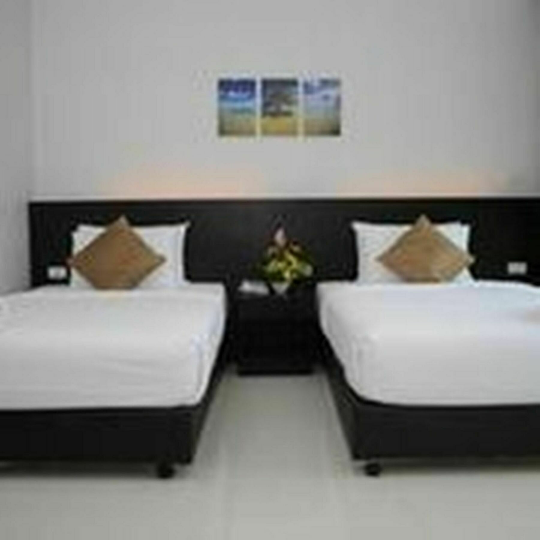 Naiyang Beach Hotel Sha Plus Phuket Eksteriør billede