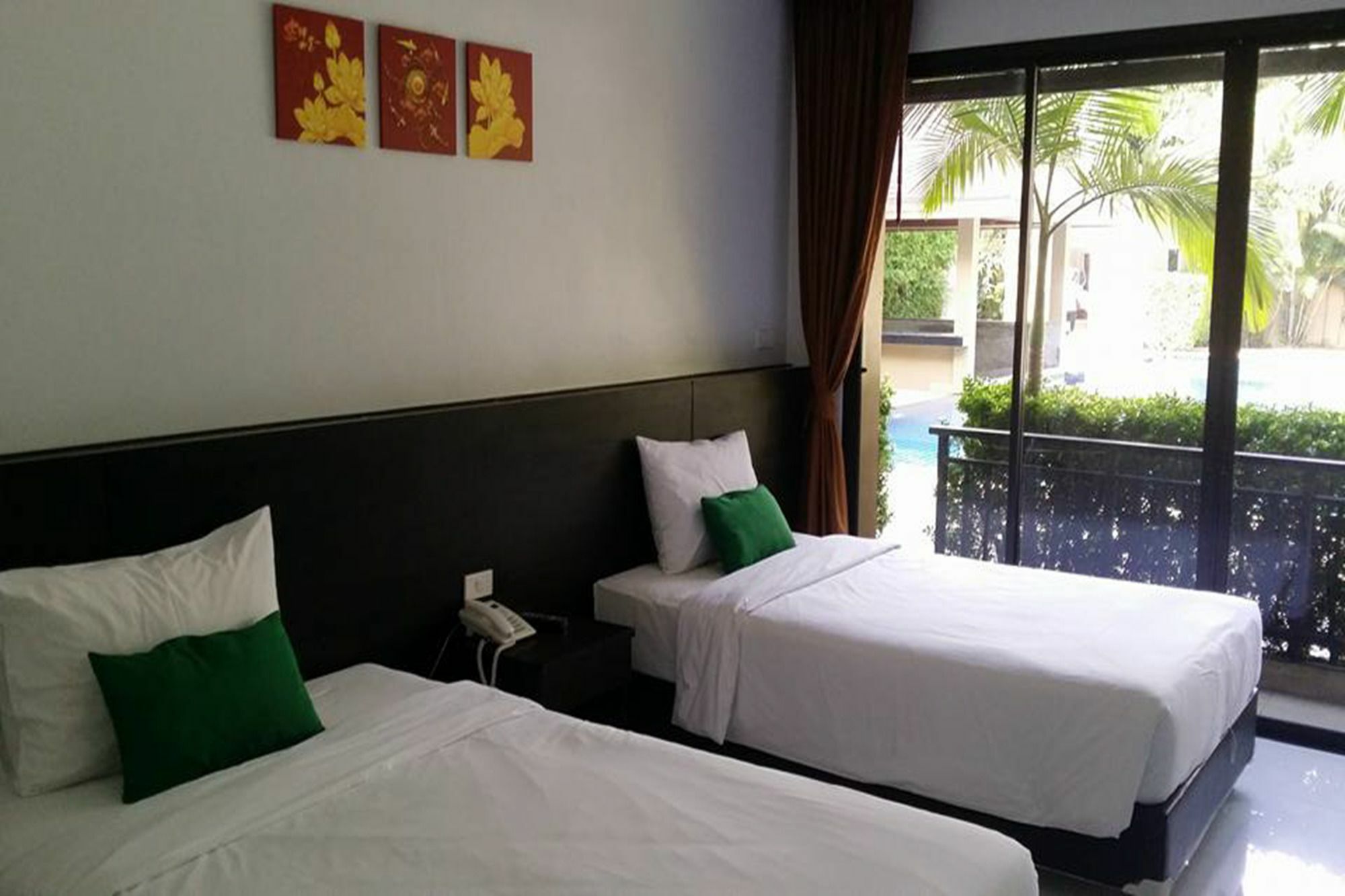 Naiyang Beach Hotel Sha Plus Phuket Eksteriør billede